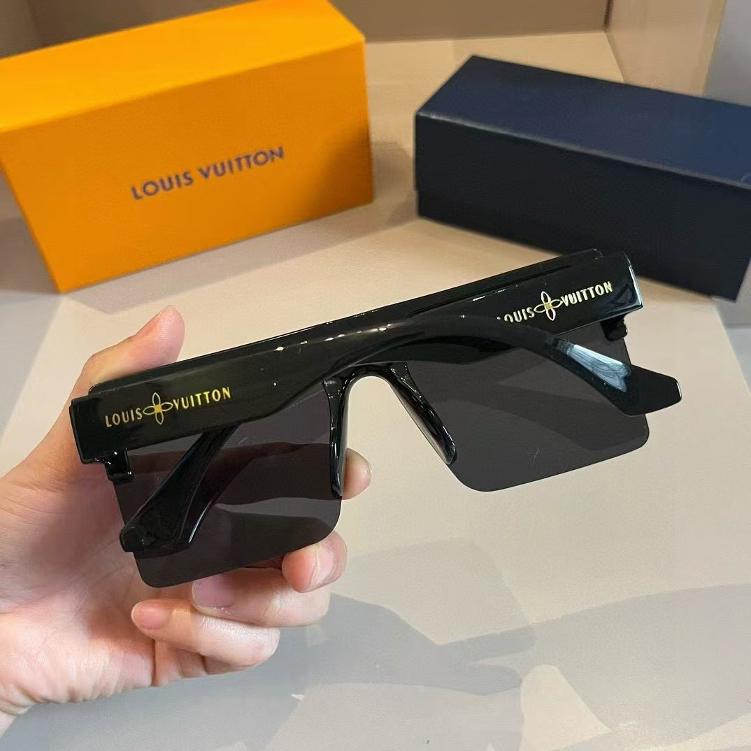 High-end fashion, must-have sunglasses for driving and traveling