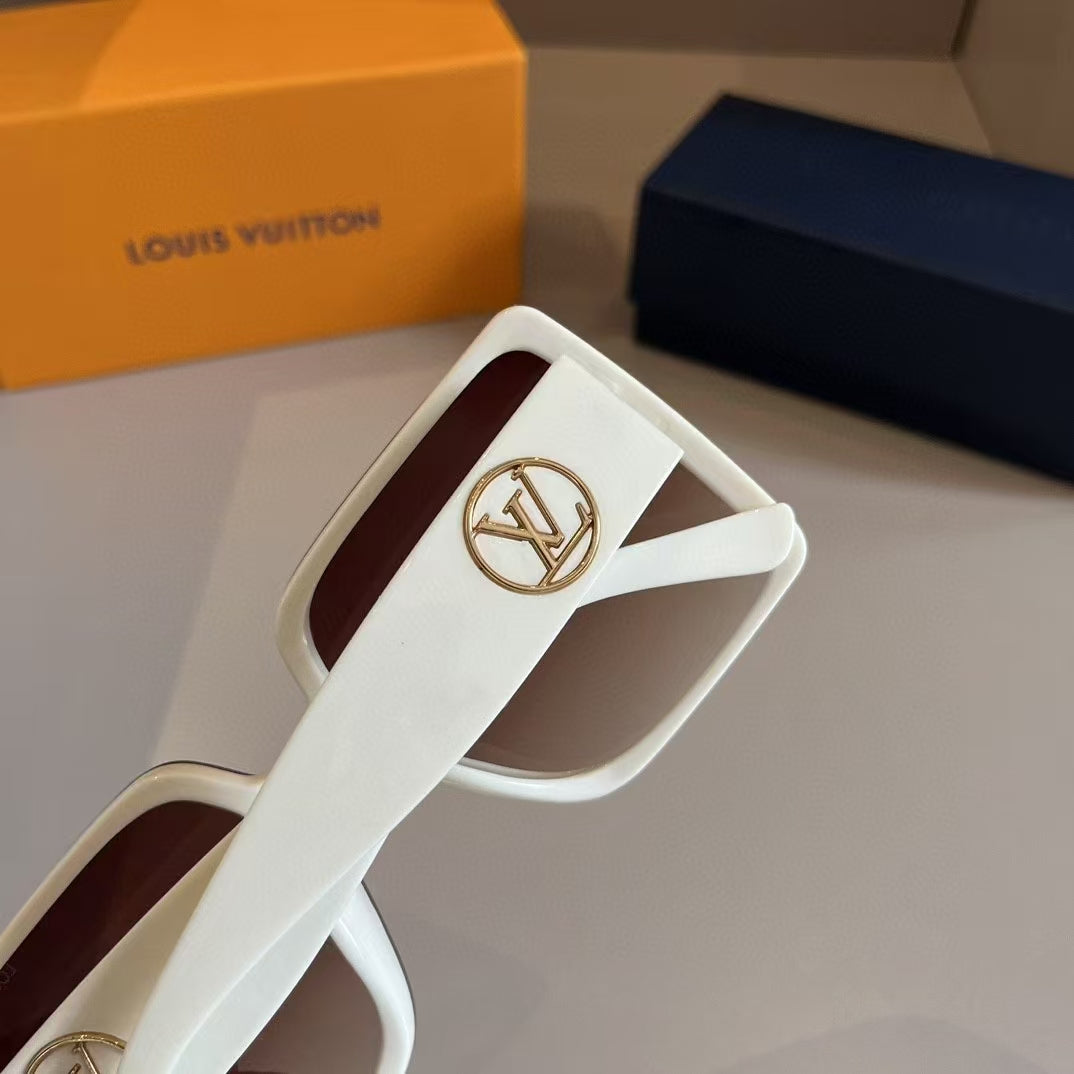 High-end fashion, must-have sunglasses for driving and traveling