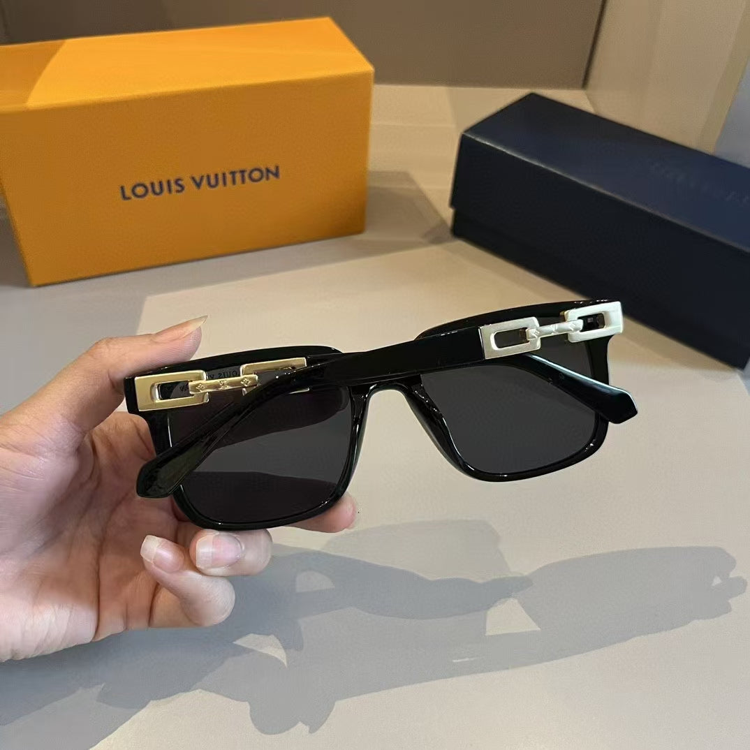 High-end fashion, must-have sunglasses for driving and traveling