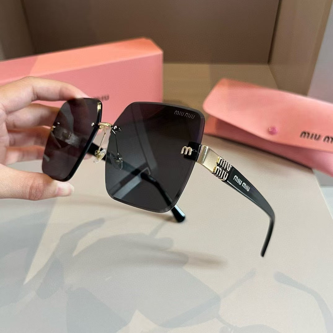 High-end fashion, must-have sunglasses for driving and traveling